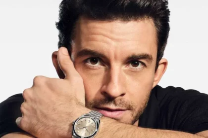 Jonathan Bailey: Man Candy of the Week 11/16-11/22