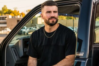Sam Hunt: Rugged Build, Slow-Burn Voice, and Modern Country Heat