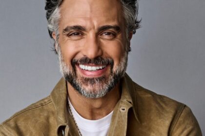 Jaime Camil: Is Proving Grown-Man Charm Never Fades