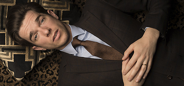 John Mulaney: Sharp Wit, Tailored Swagger, and Comedy That Cuts Clean John Mulaney: Sharp Wit, Tailored Swagger, and Comedy That Cuts Clean