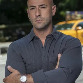 Mola Lenghi: Global Reporting and Rising Buzz