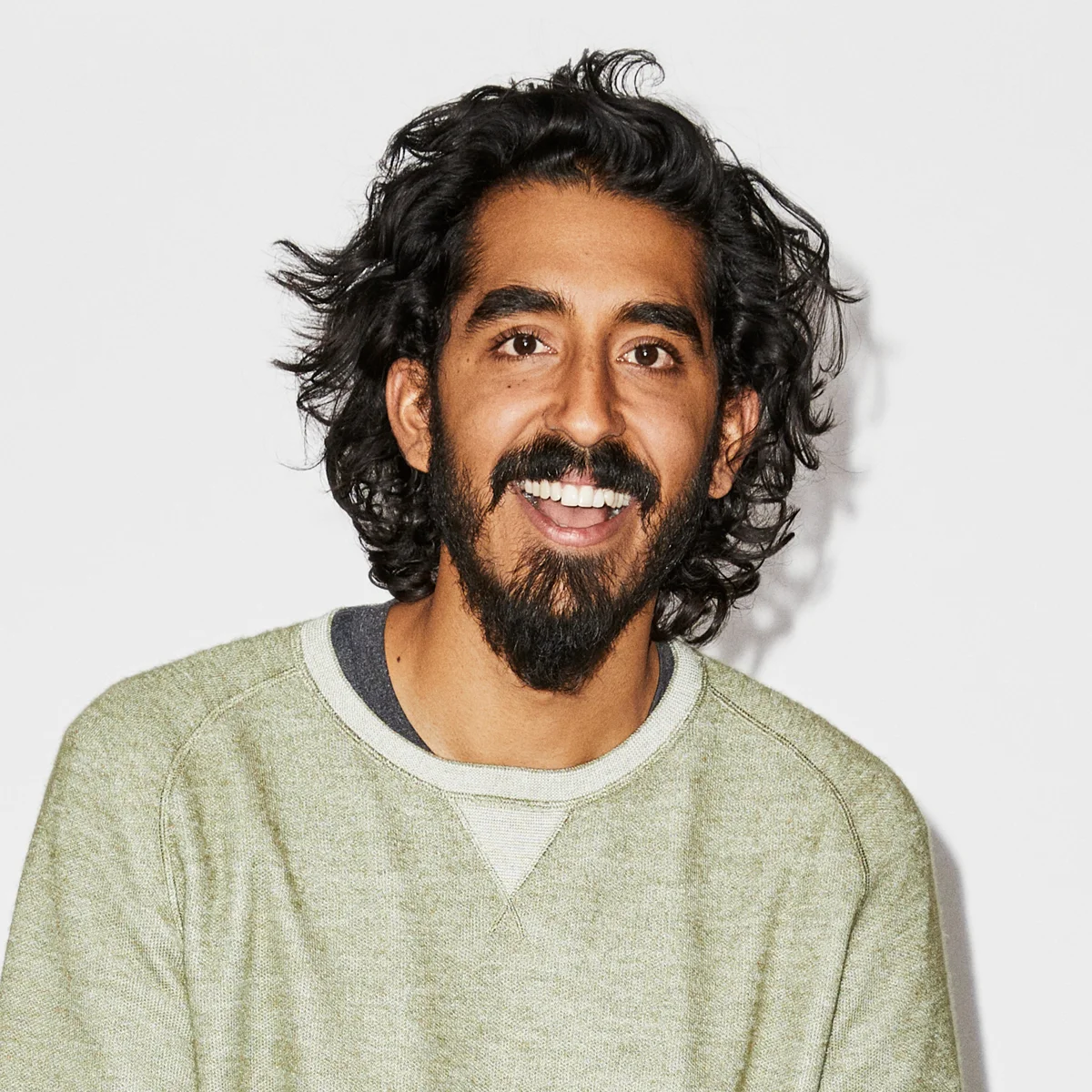 Dev Patel: Refined Intensity and Desert Elegance